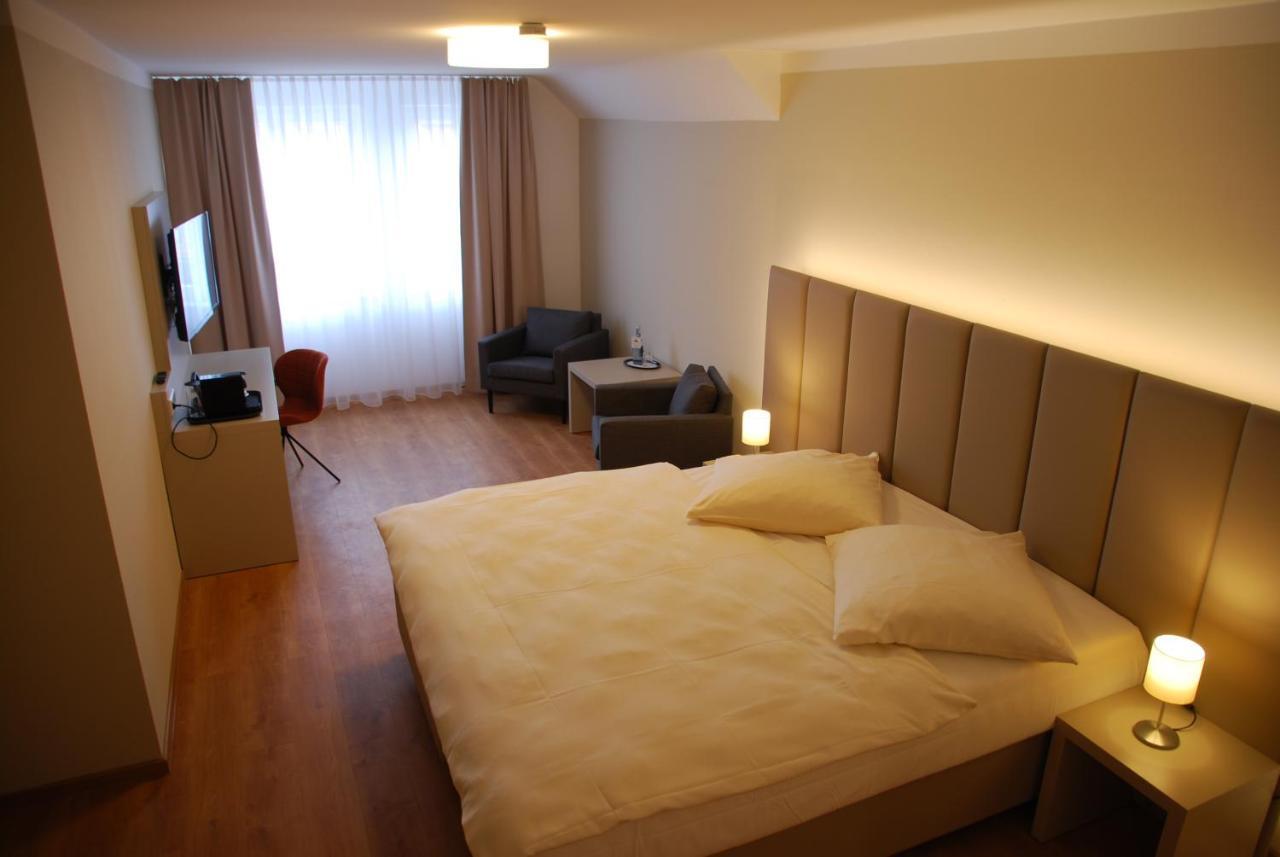 Walldorf Suites Boutique Hotel Exteriör bild